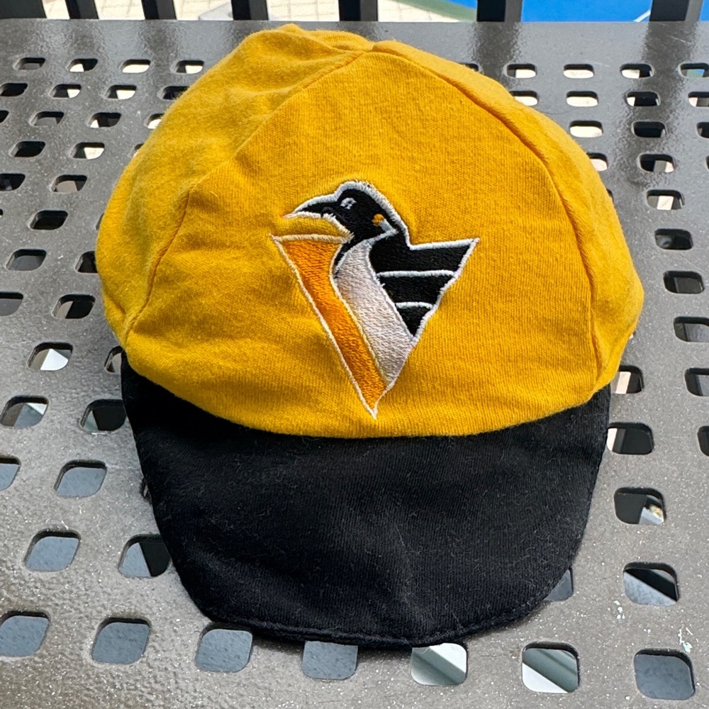Pittsburgh Penguins Vibrant Yellow and Black Kids' hockey Hat for infant